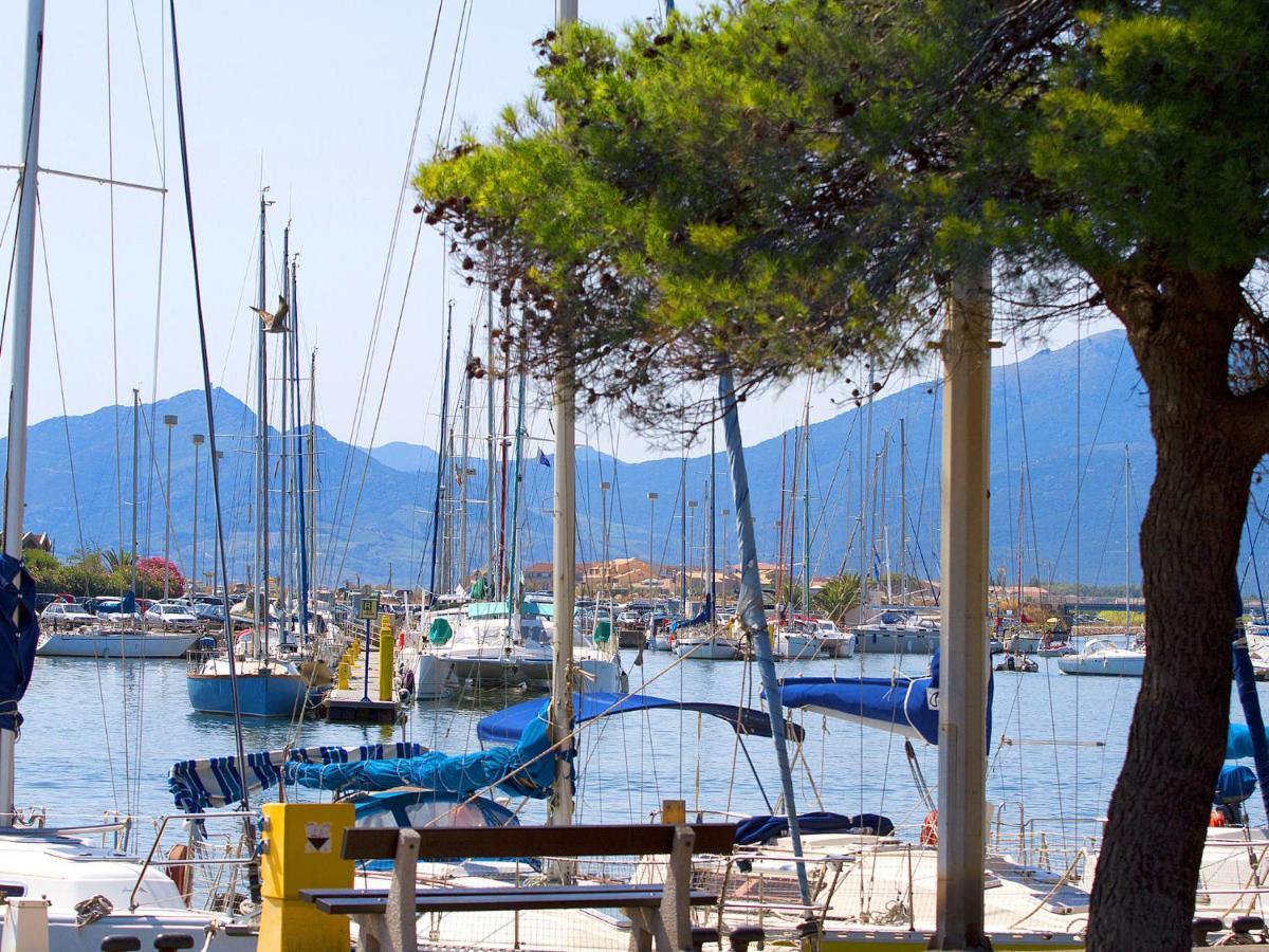 Holiday Home Le Hameau Du Port By Interhome แซงต์-ซีเปรียง ภายนอก รูปภาพ
